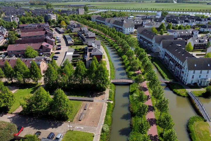 Foto 52 van Mineraalwater 12