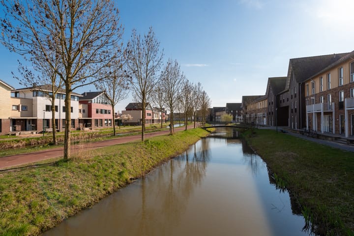 Foto 47 van Mineraalwater 12