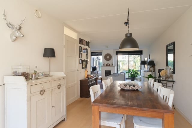 Photo 9 of De Strang 1-A