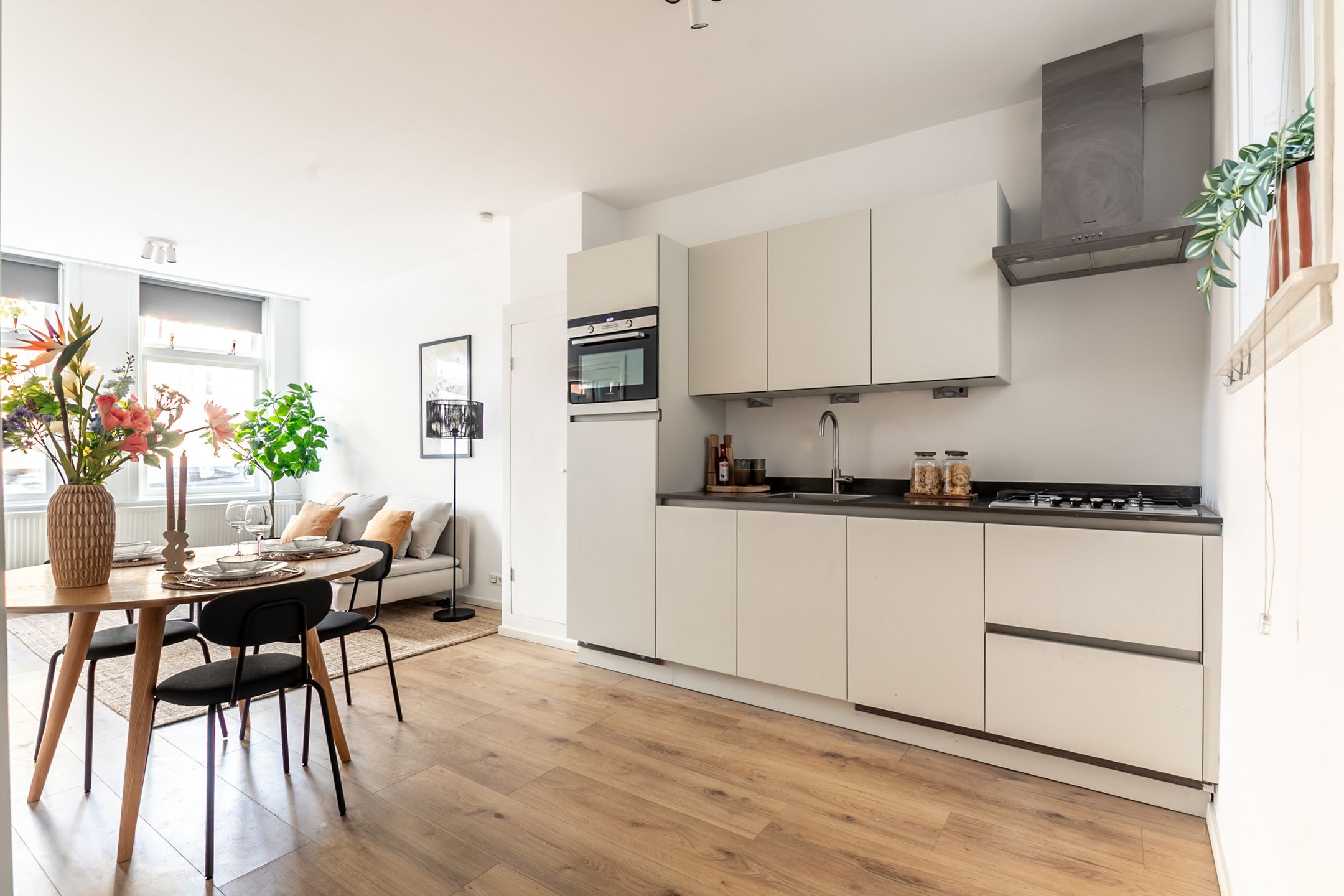 Foto 12 van Kennemerstraat 46-ZW