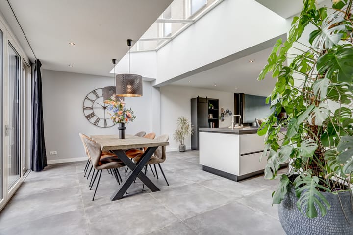 Foto 19 van Heeleind 14