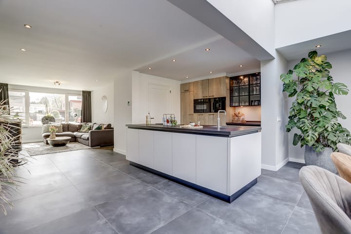 Foto 21 van Heeleind 14