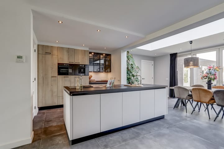 Foto 23 van Heeleind 14