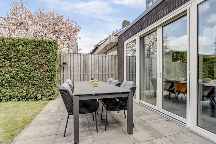 Foto 50 van Heeleind 14