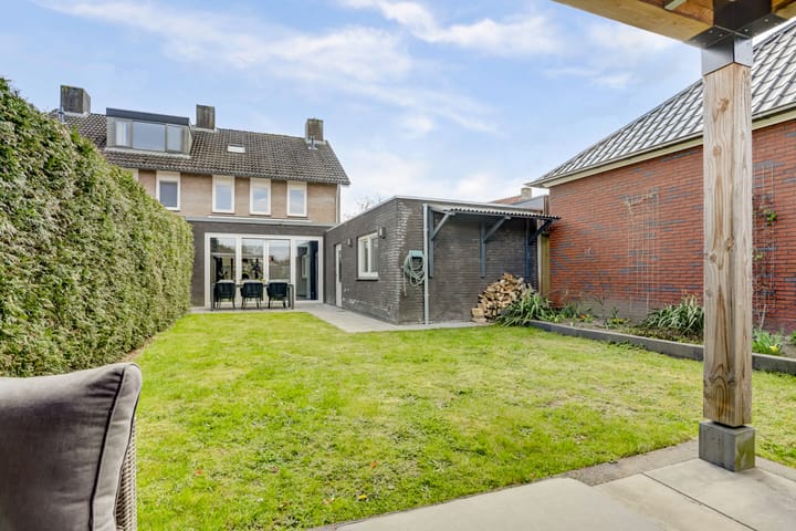 Foto 56 van Heeleind 14