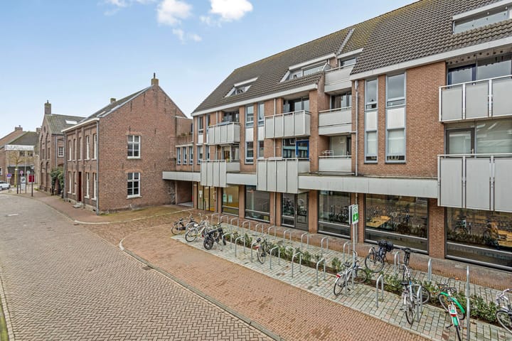 Foto 27 van Leeuwstraat 24