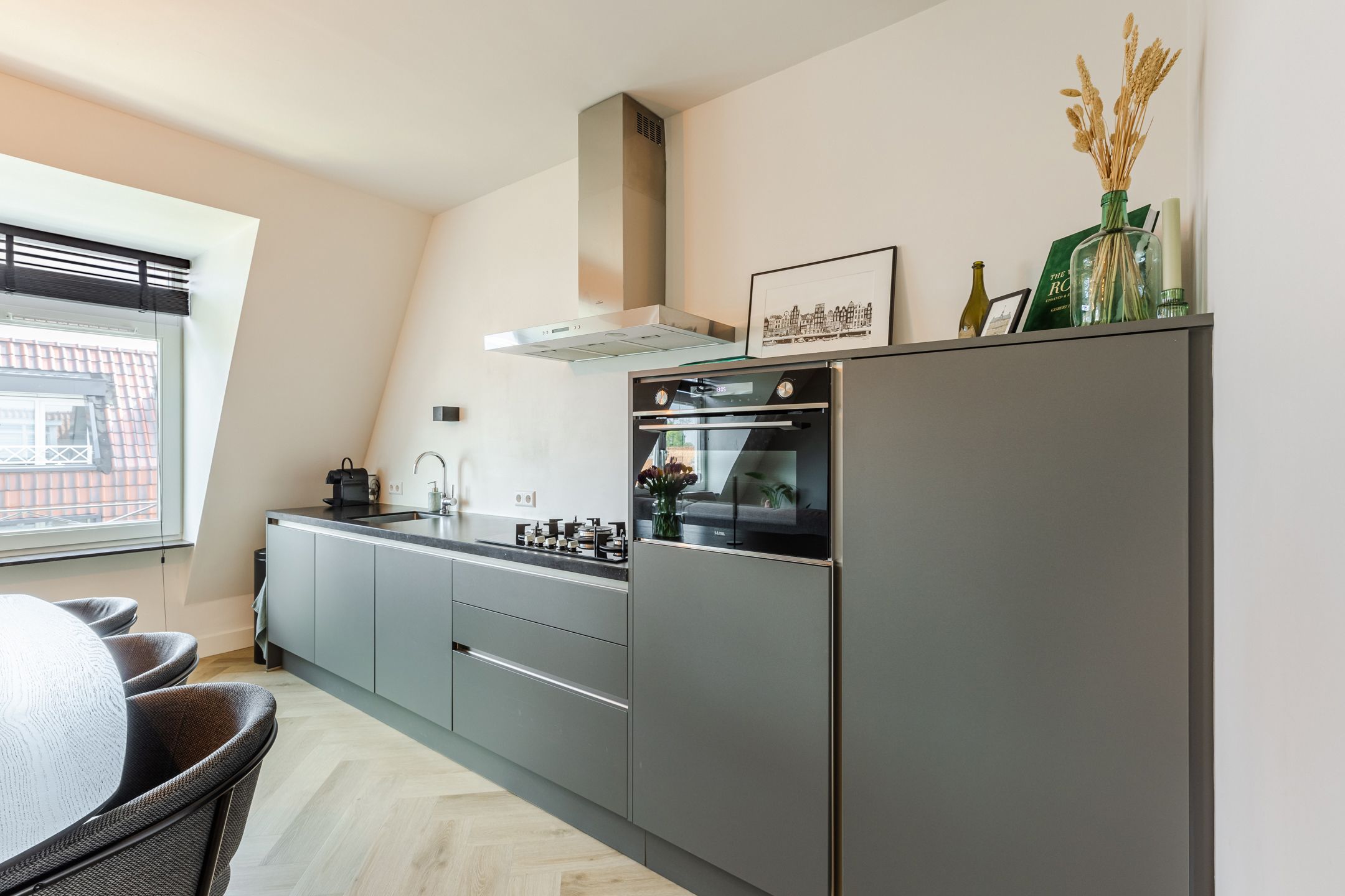 Photo 12 of Wilhelminastraat 39-S