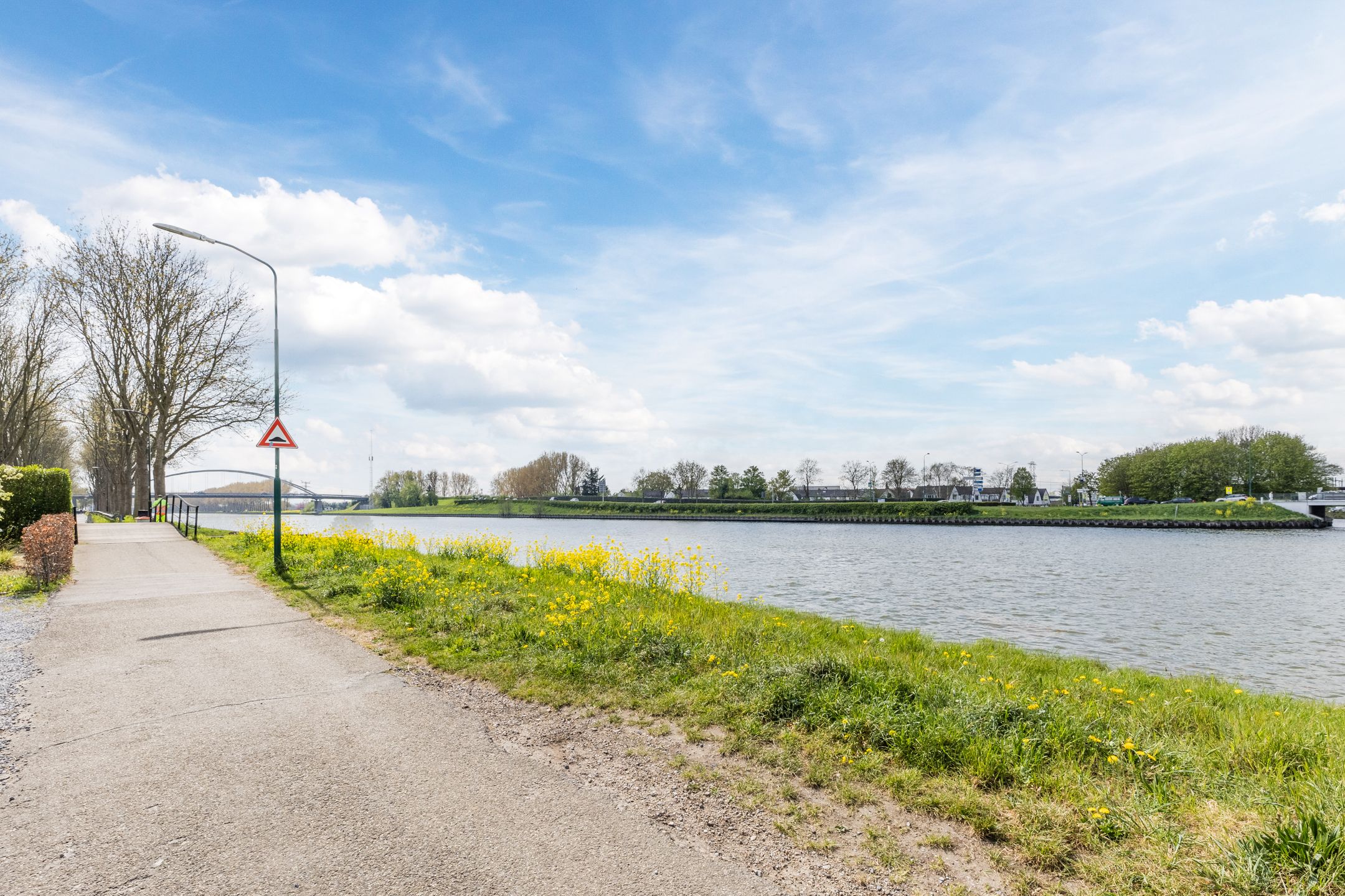 Photo 24 of Wilhelminastraat 39-S