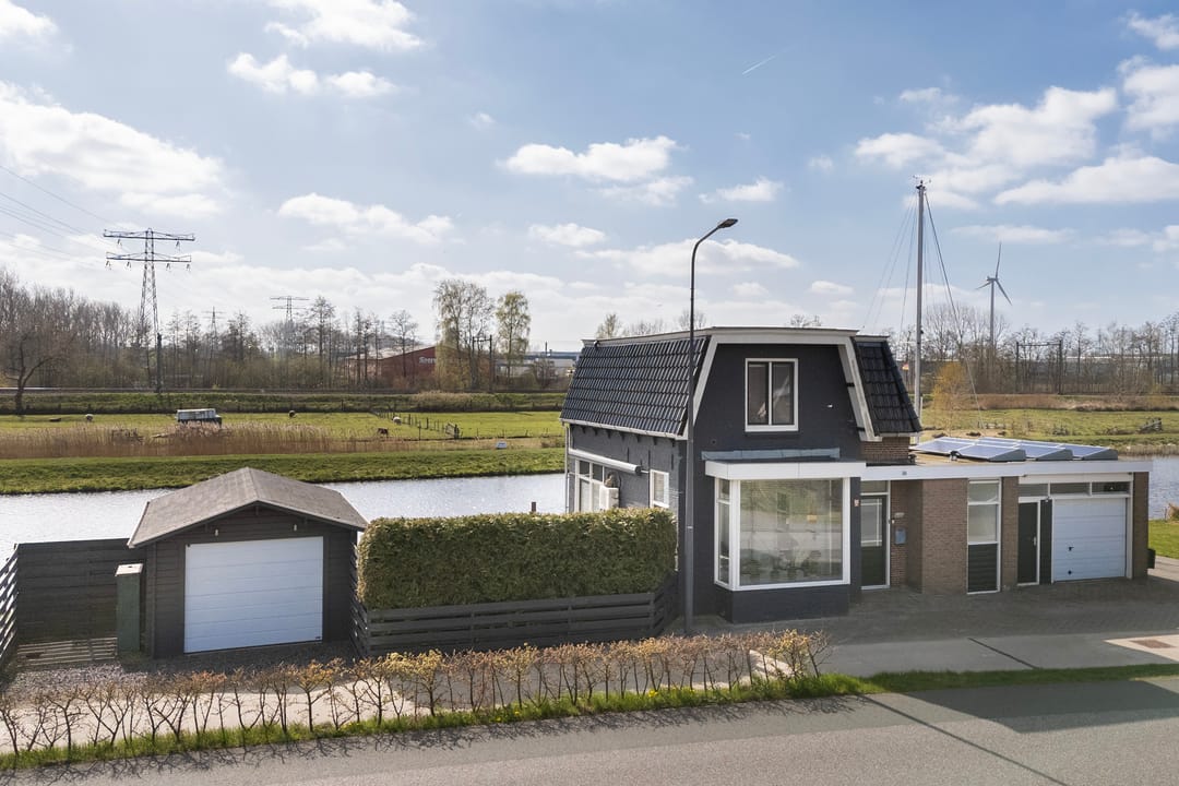 Foto 7 van Leeuwarderstraatweg 1