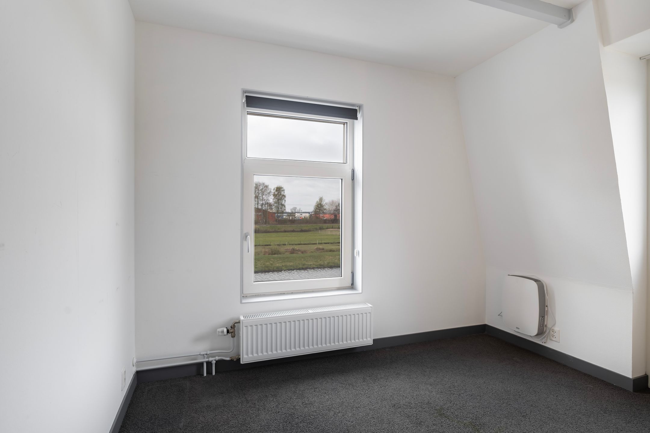 Foto 45 van Leeuwarderstraatweg 1