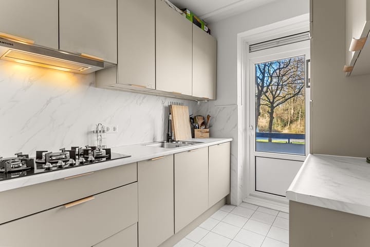 Foto 3 van Van Nijenrodeweg 147