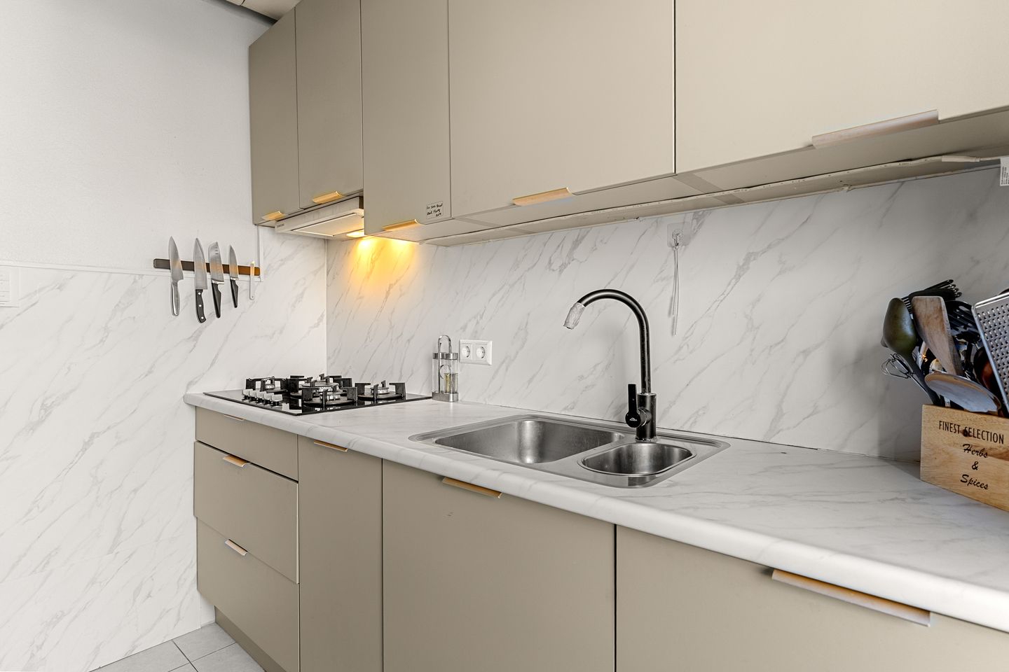 Foto 14 van Van Nijenrodeweg 147