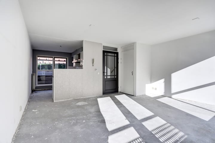 Foto 11 van Julianaplein 83