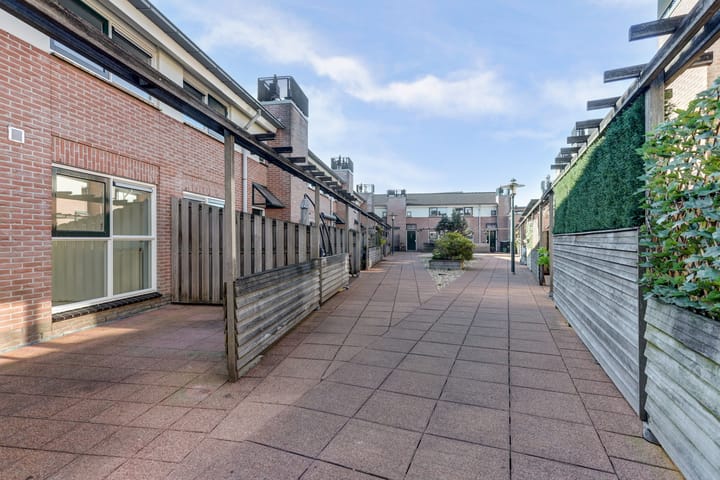 Foto 35 van Julianaplein 83