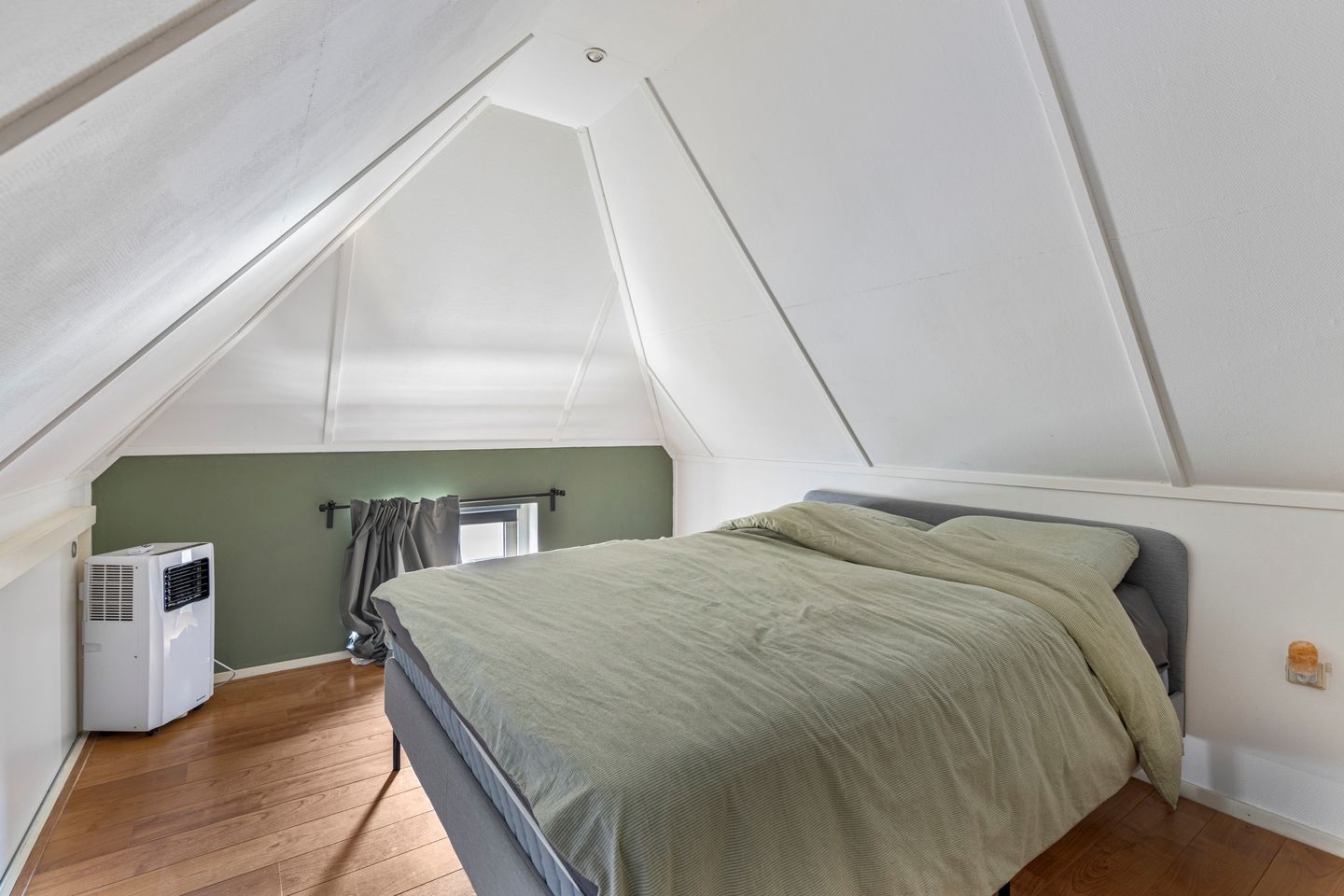 Foto 25 van Kleine Heistraat 16-K277