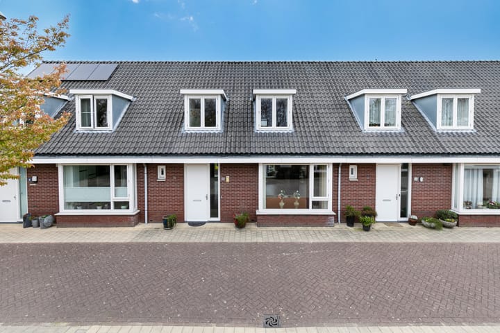 Foto 2 van Lindenhof 8