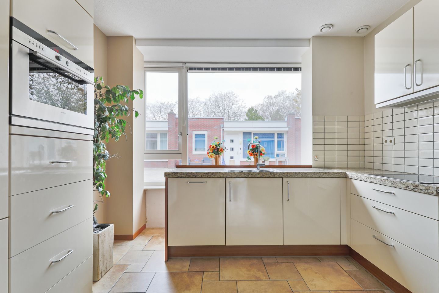 Foto 10 van Lindenhof 8