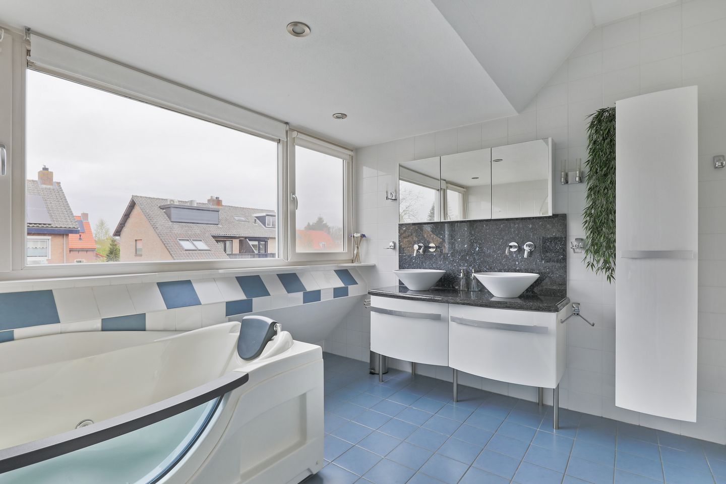 Foto 25 van Lindenhof 8