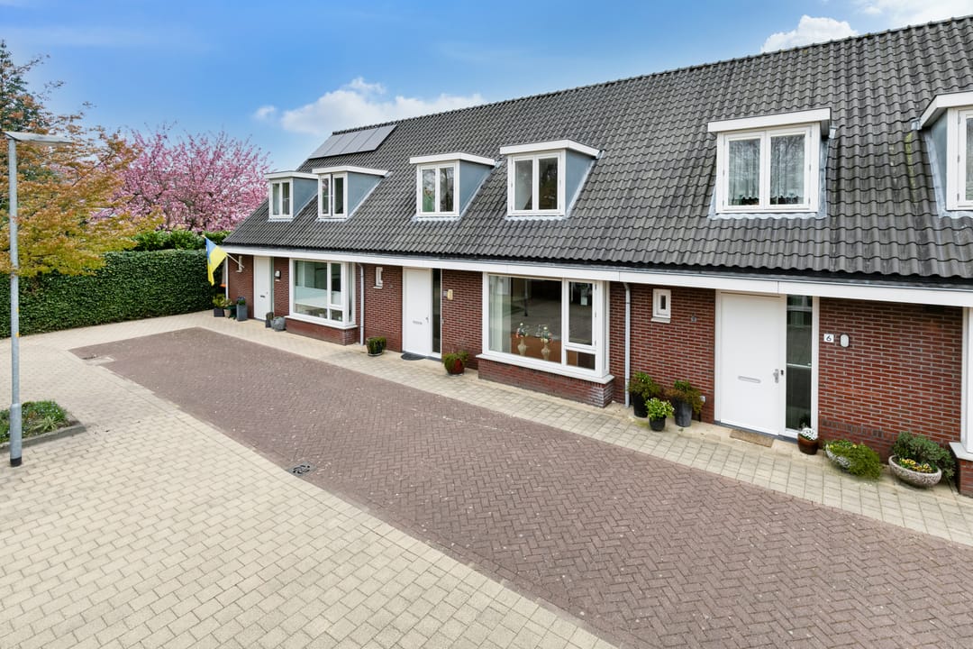 Foto 37 van Lindenhof 8