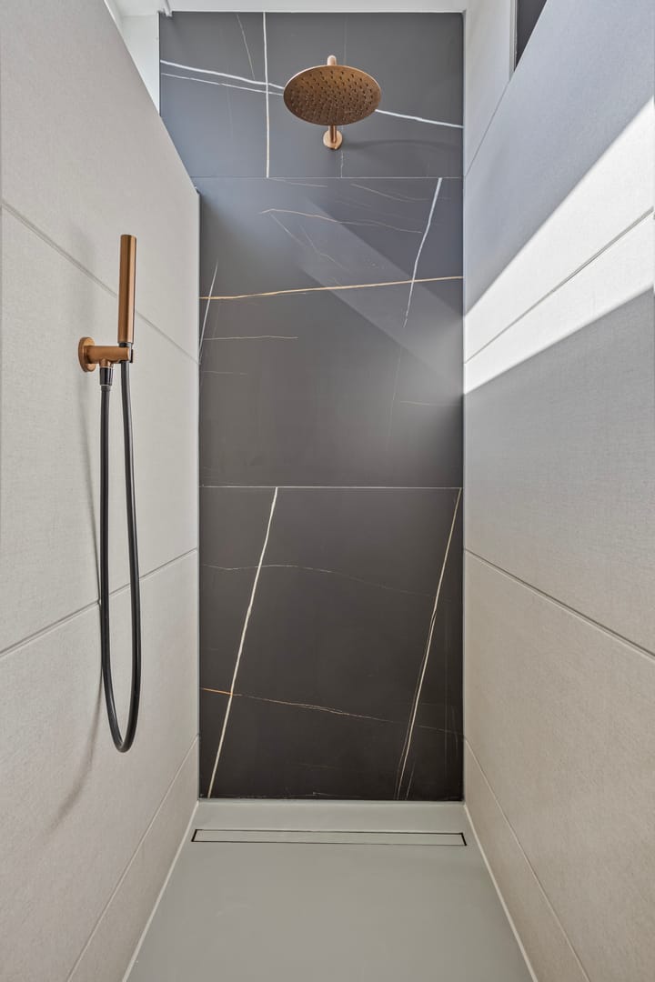 Photo 28 of Huygensstraat 99