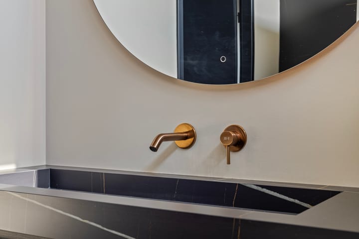 Photo 29 of Huygensstraat 99