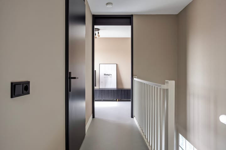 Photo 30 of Huygensstraat 99