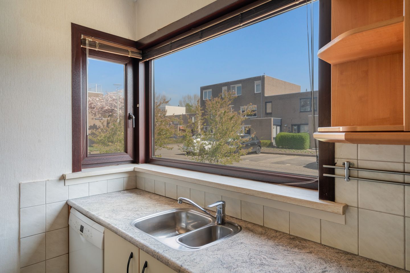 Photo 10 of Damsterdiep 44