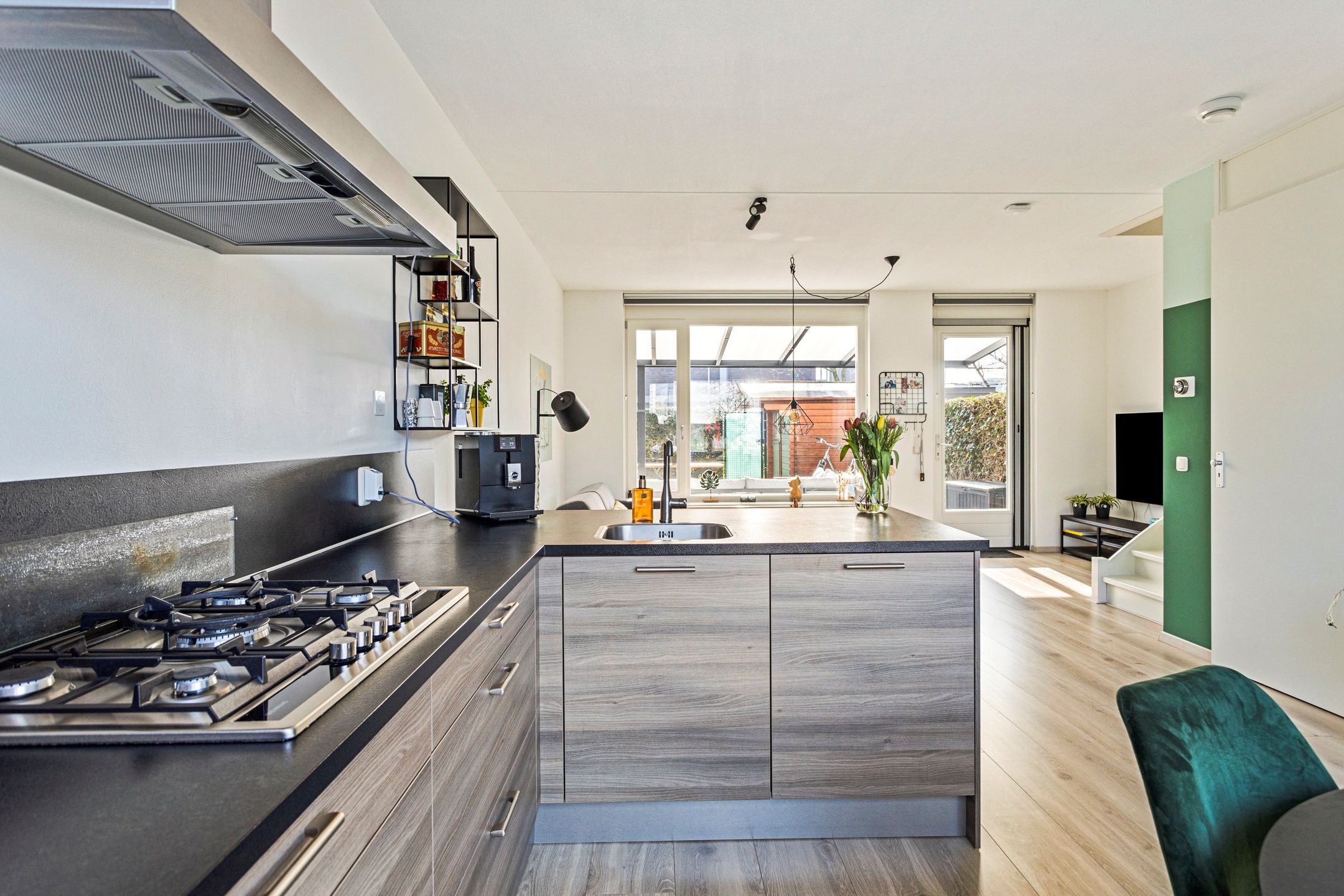 Foto 6 van Klaproos 23