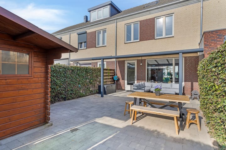 Foto 25 van Klaproos 23