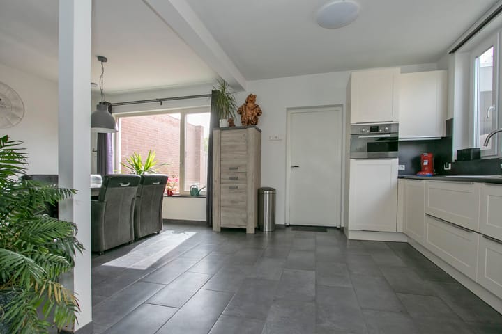 Photo 9 of Nieuwenheerd 12