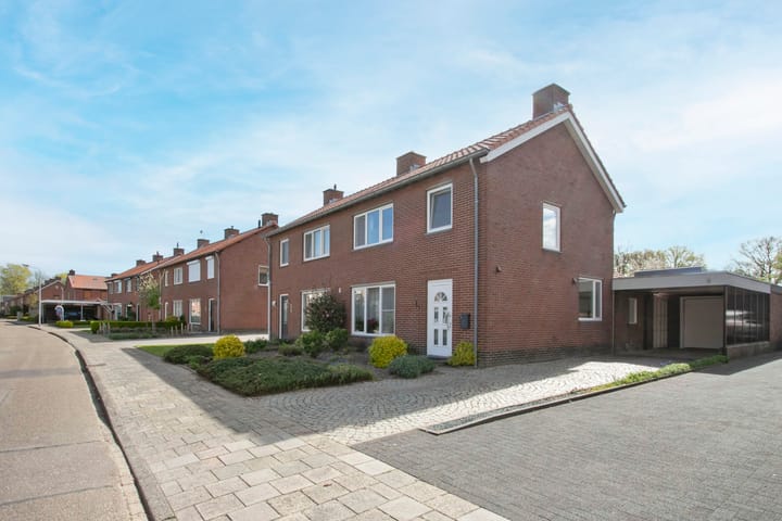 Photo 38 of Nieuwenheerd 12