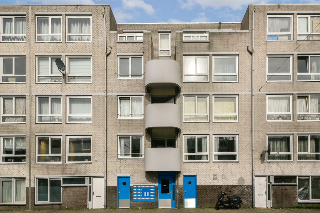 Photo 2 of Barbusselaan 95