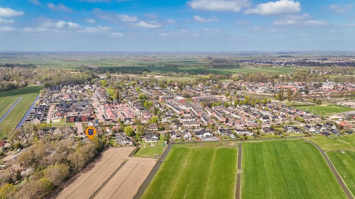 Photo 36 of Dwarsweg 19