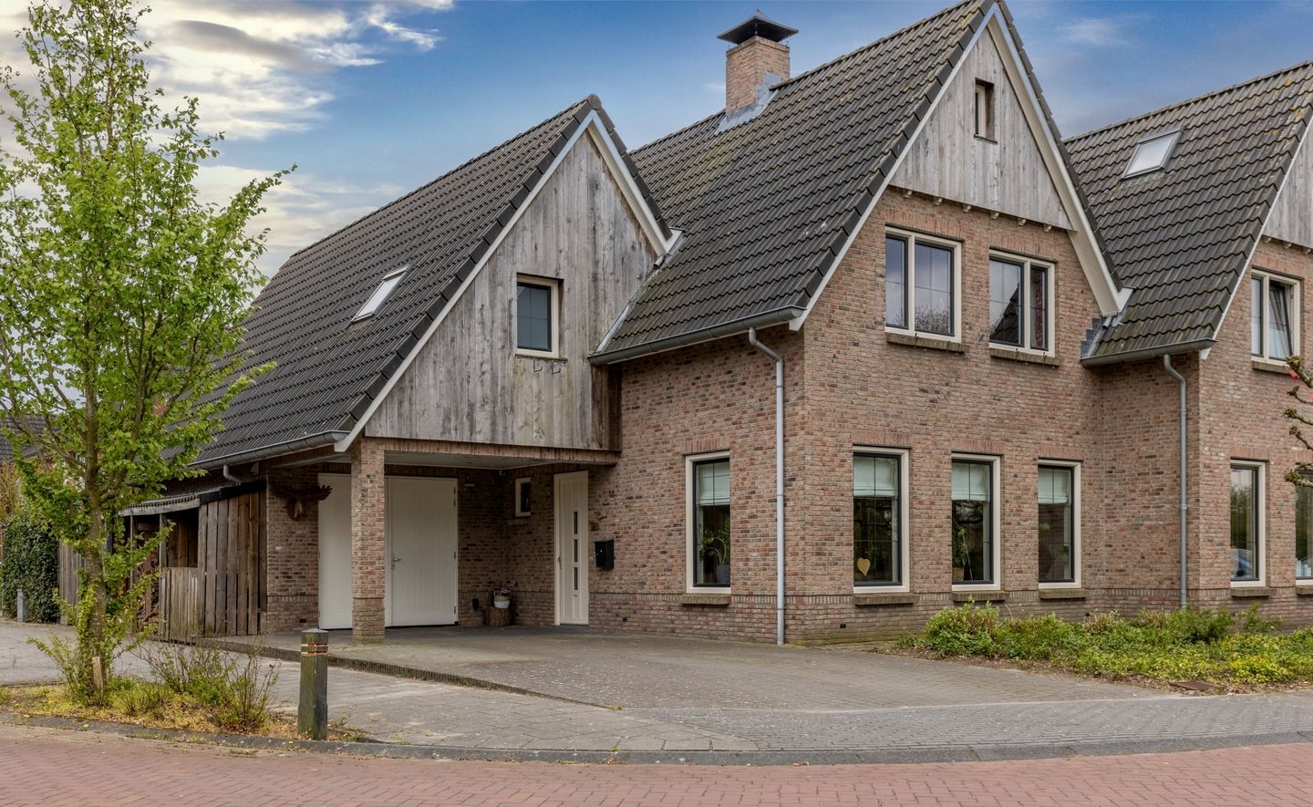 Foto 1 van Koolwitje 14