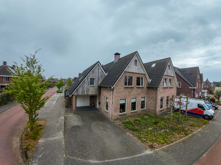 Foto 45 van Koolwitje 14