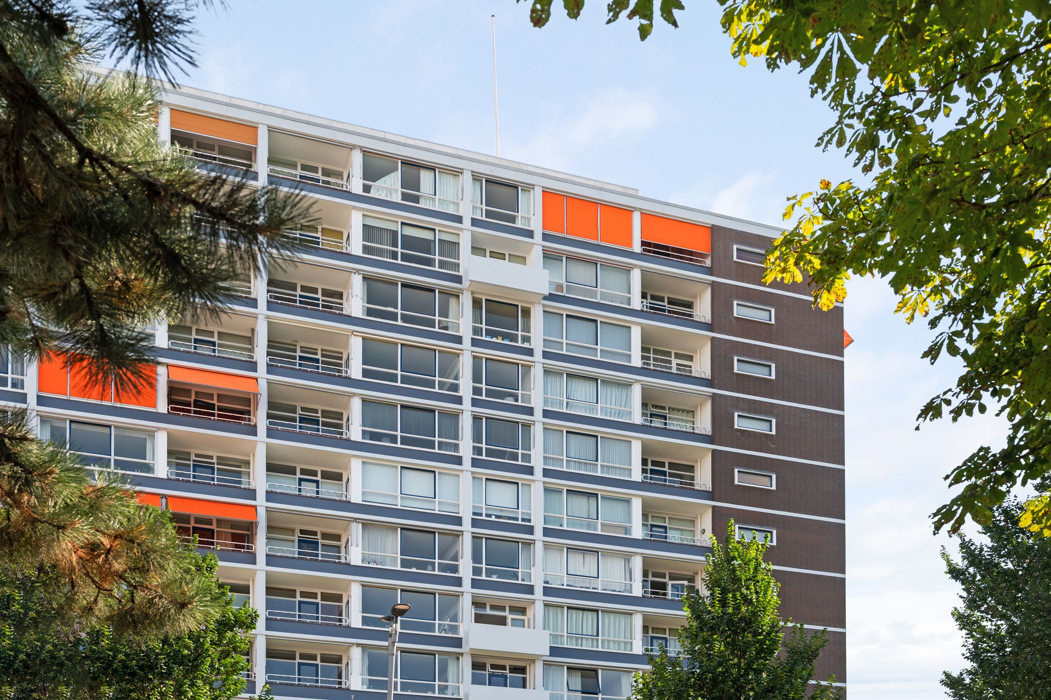 Foto 33 van Westzeedijk 210