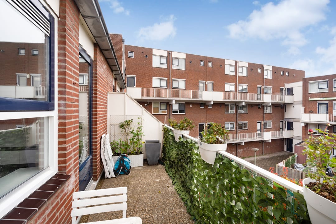 Foto 22 van Nicolaas Arie van der Burgsingel 72