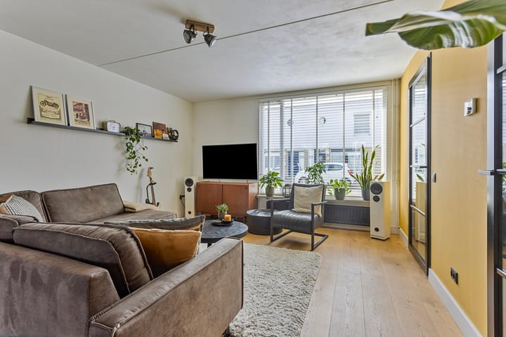 Foto 4 van Van Grobbendonckstraat 17