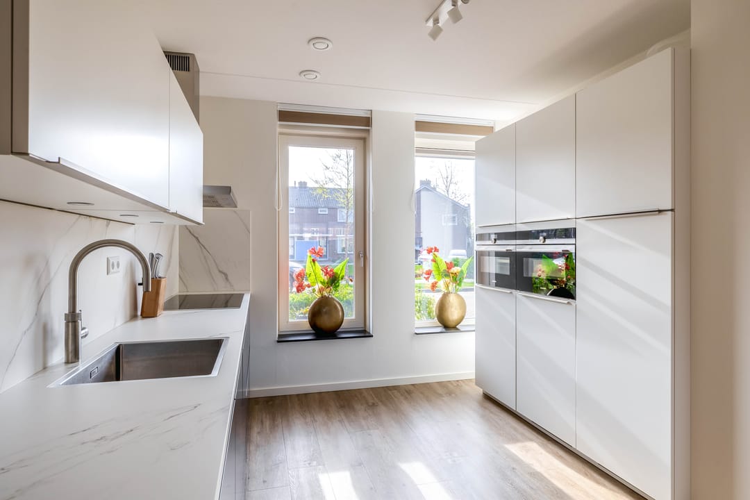 Photo 2 of De Hoop 30