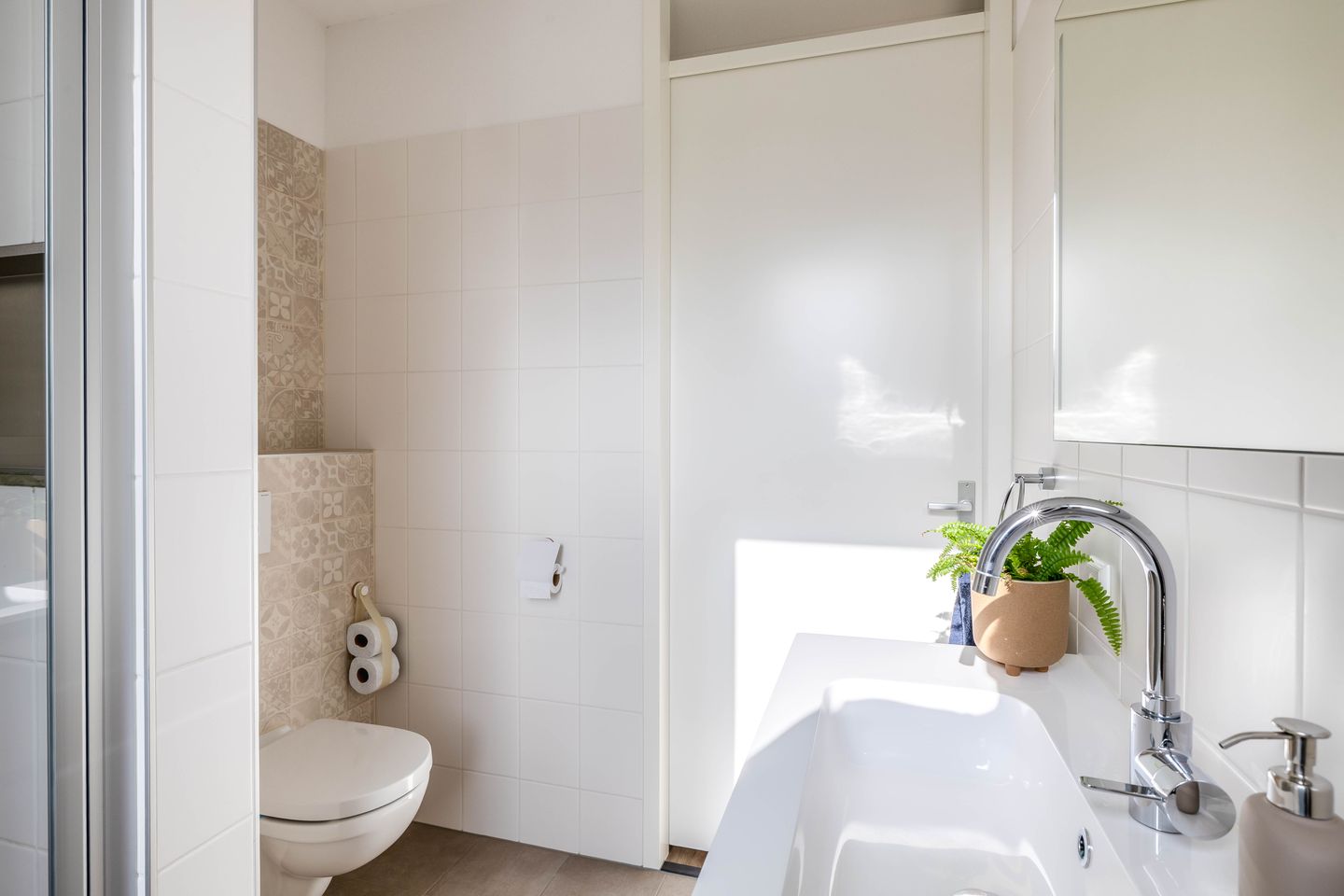 Photo 34 of De Hoop 30