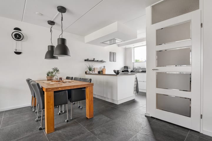 Foto 9 van Van Hemertmarke 24