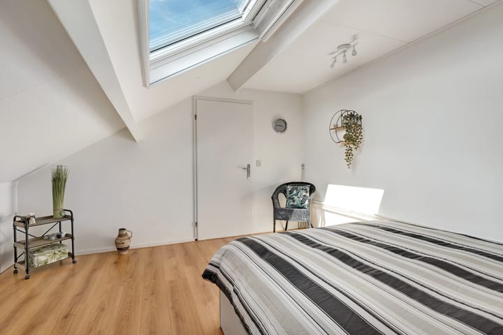 Foto 40 van Van Hemertmarke 24