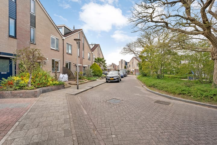 Foto 66 van Van Hemertmarke 24