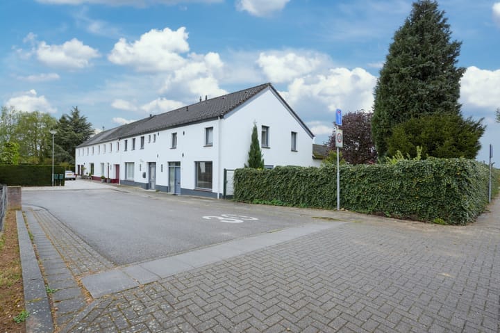 Foto 26 van Rijksweg 154-A