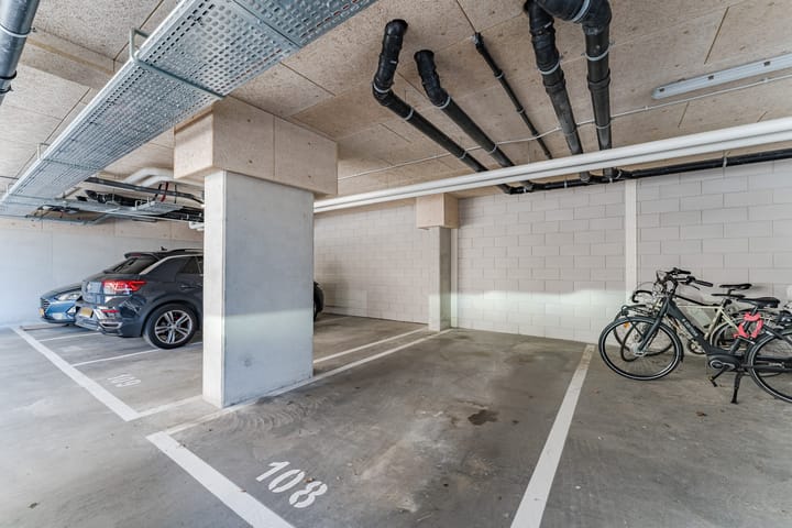 Foto 43 van Willem Frederik Hermansstraat 538