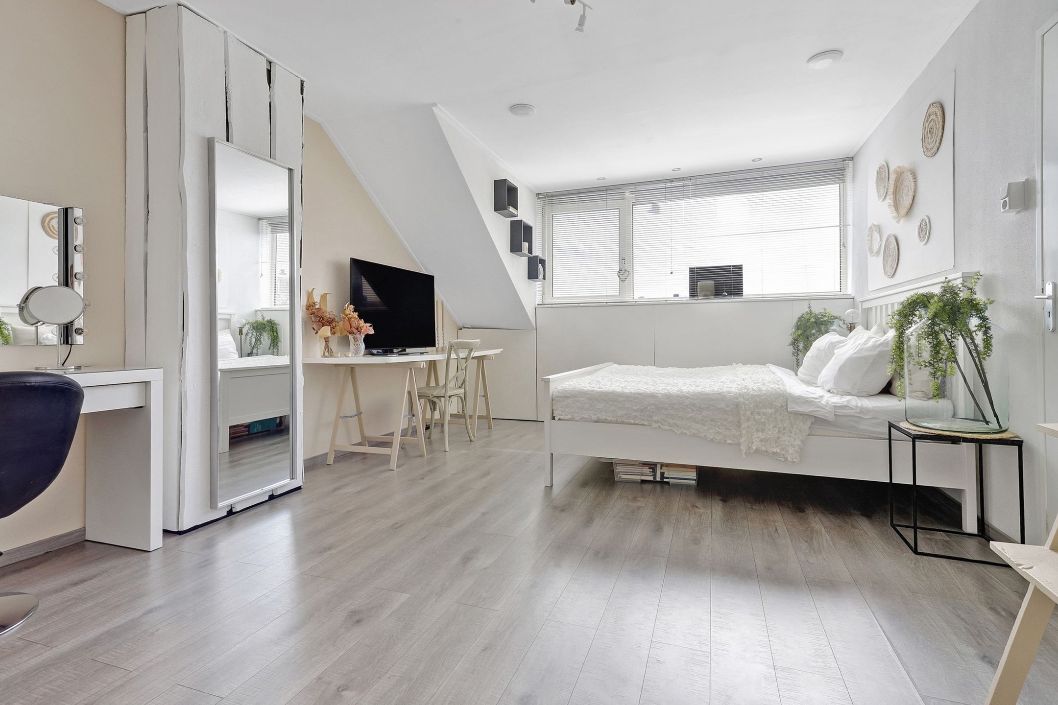 Foto 33 van Anjerstraat 72