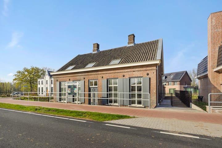 Foto 2 van Eindhovenseweg 10