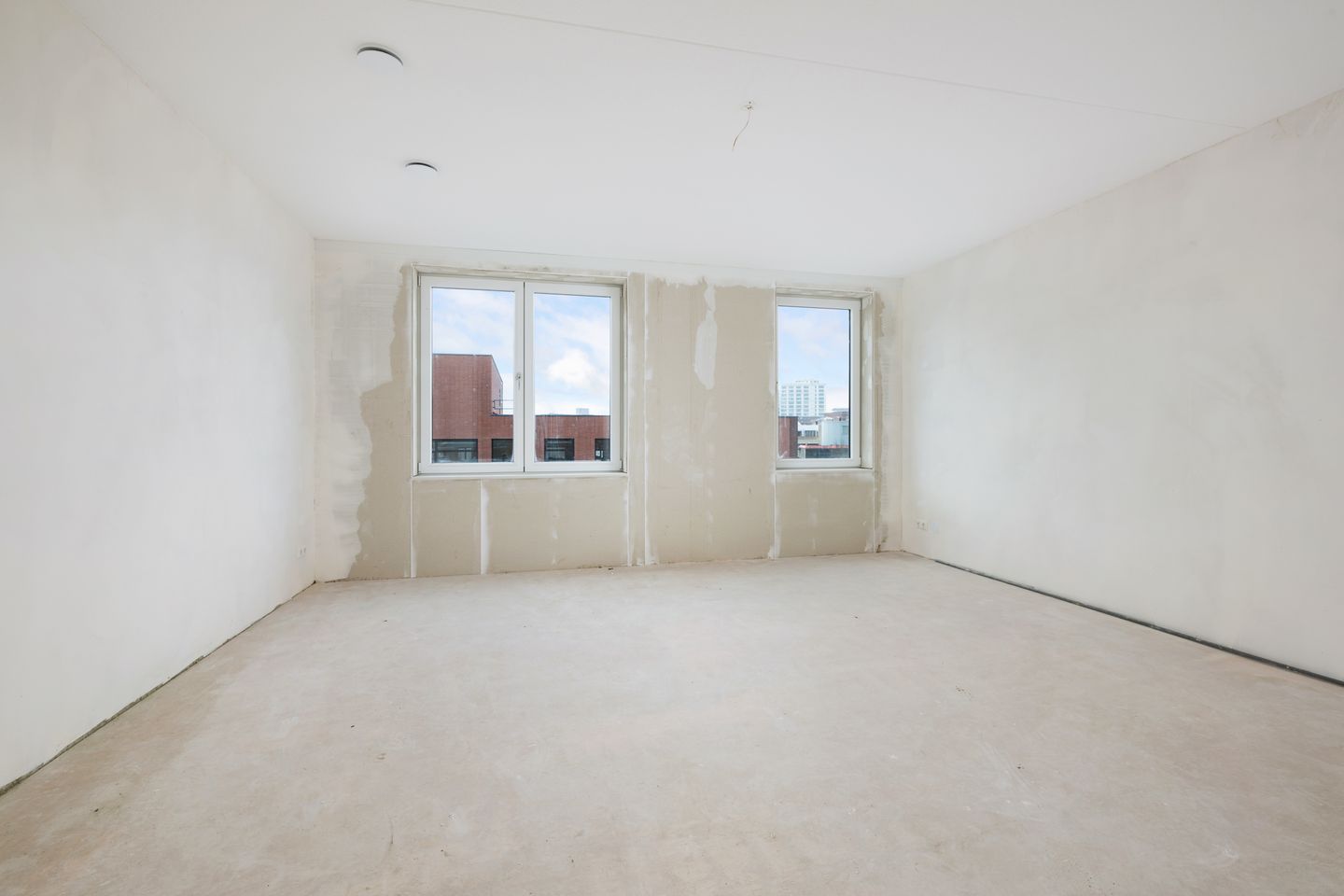 Foto 10 van Albertina Sisulupad 168