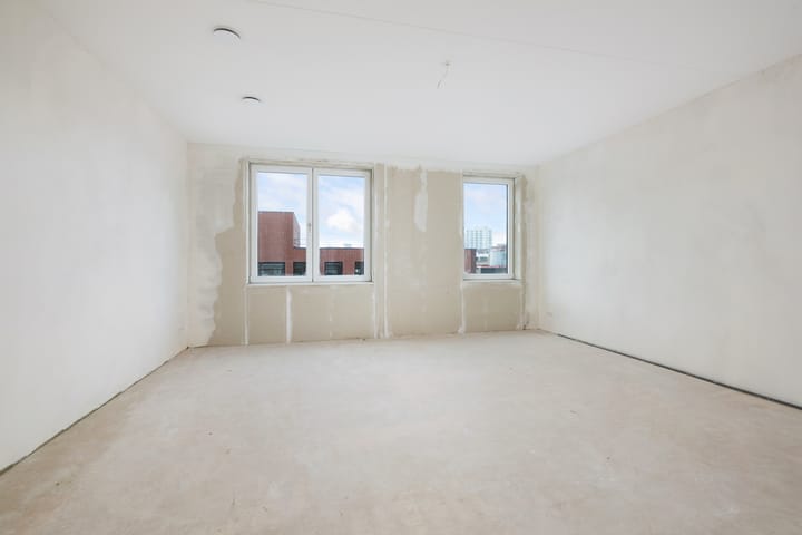 Foto 10 van Albertina Sisulupad 168