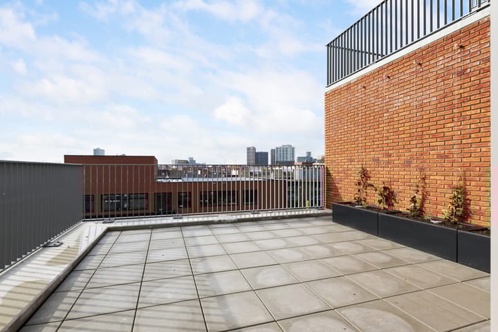 Foto 22 van Albertina Sisulupad 168